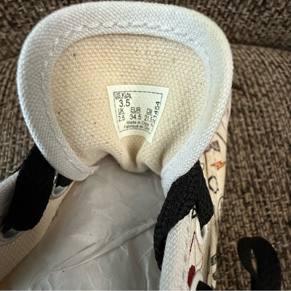 Harry Potter Lace up Vans Size 3.5 Unisex - Picture 8 of 8